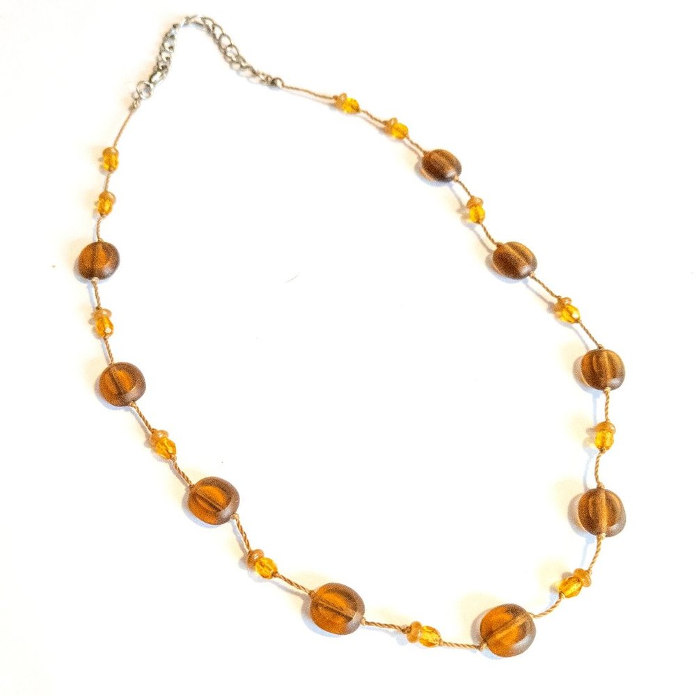 Vintage Retro Brown Amber Beaded Necklace Boho Casual Summer Oval Hippie Vibes